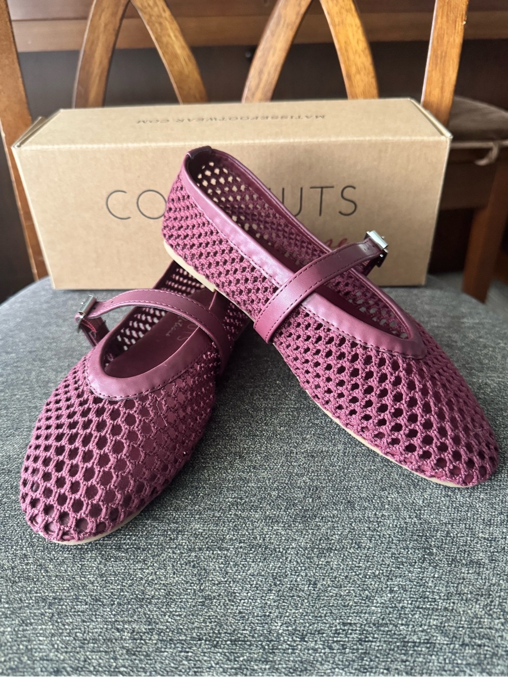 Coconuts by Matisse "Nolita" Mesh Woven Mary Jane Ballet Flats 7 burgundy wine - Picture 7 of 13